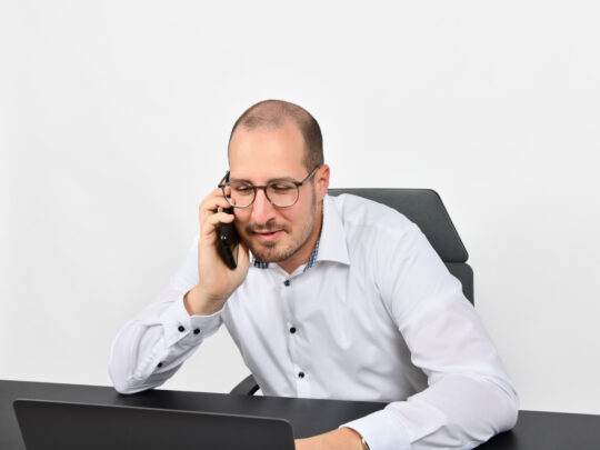 Tim Kronenwett, Berater fuer IT-Regulatorik und Informationssicherheit